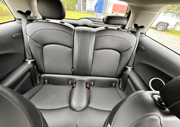 MINI Cooper S cena 43500 przebieg: 132000, rok produkcji 2015 z Kobyłka małe 137